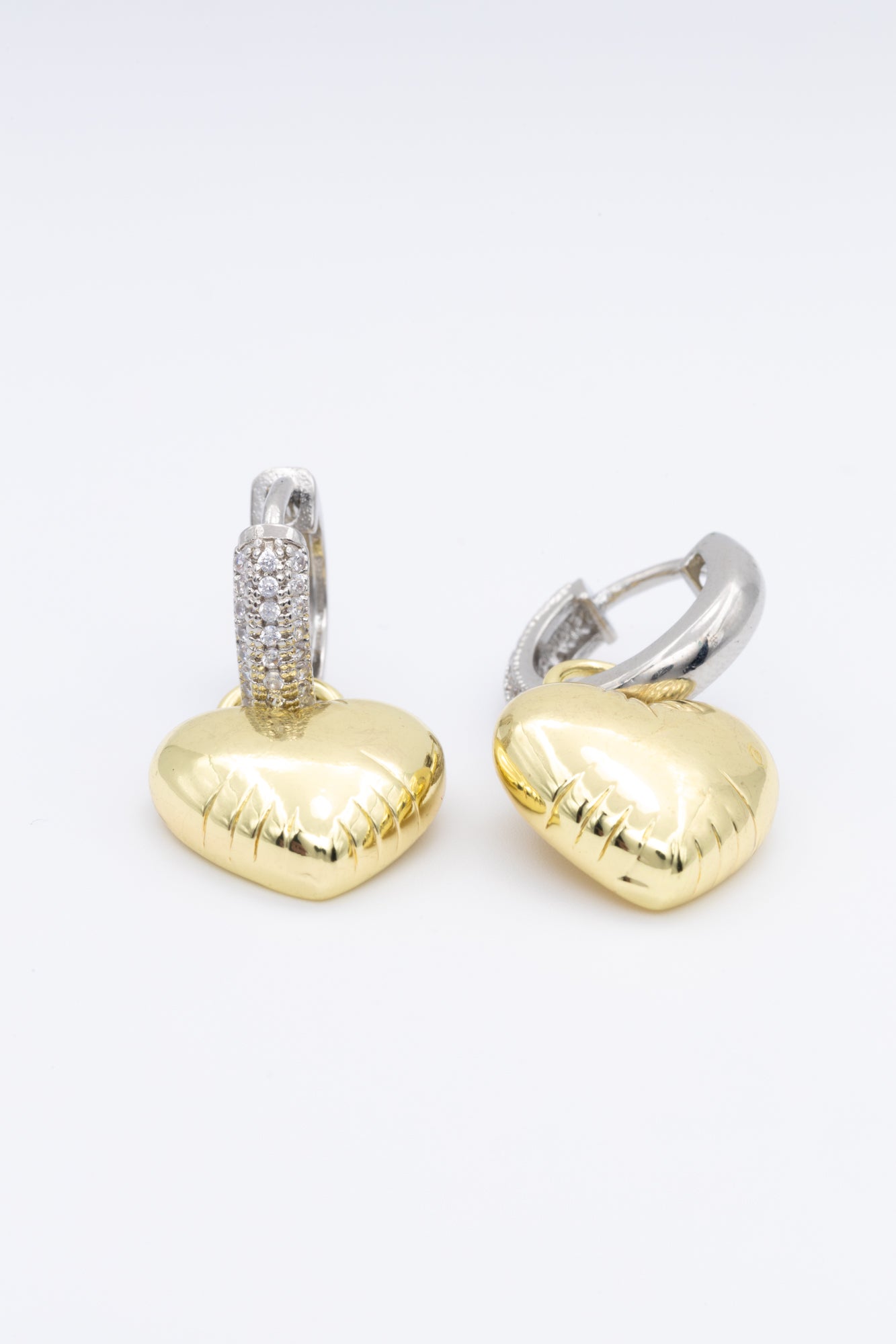 ARETES LUCY