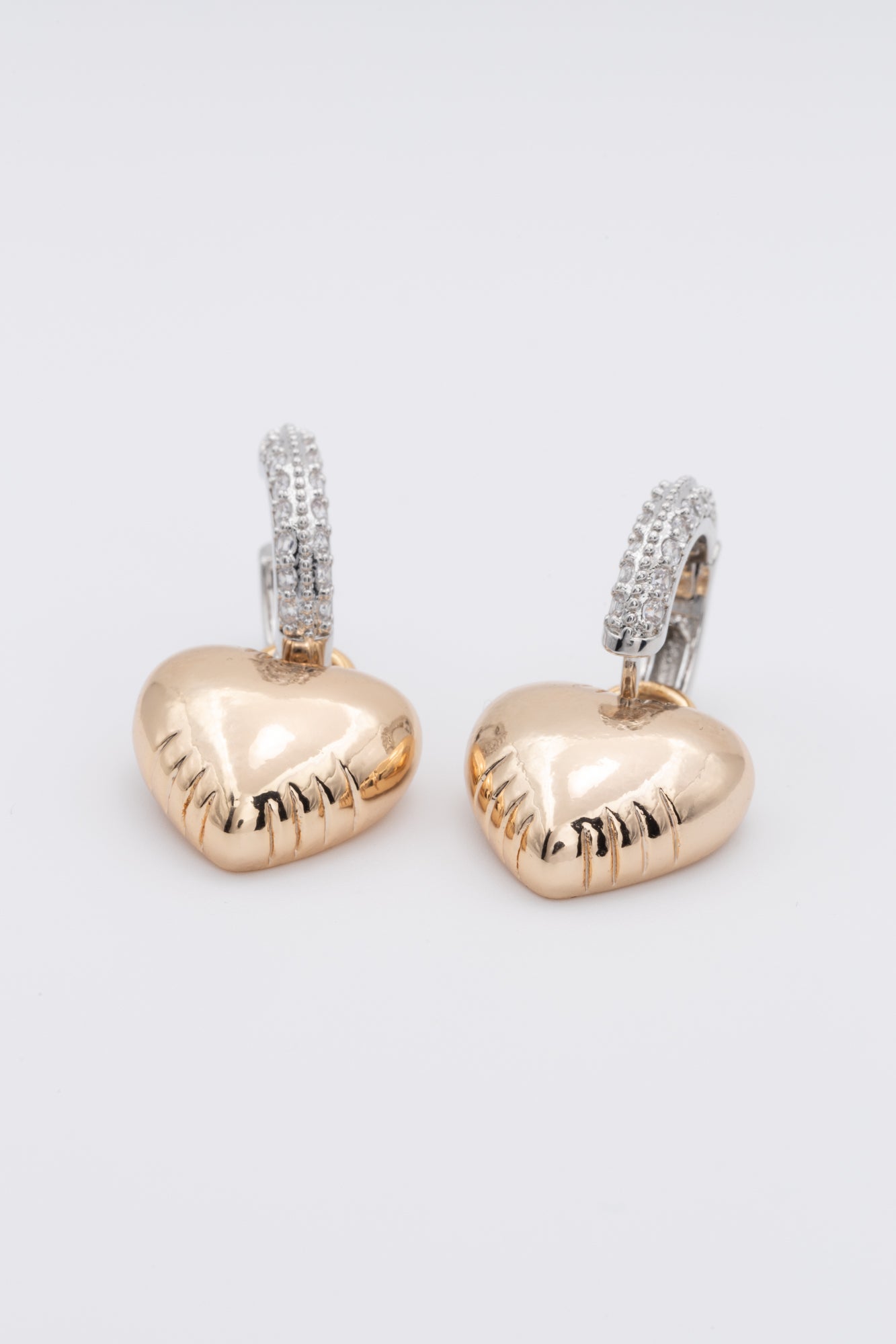 ARETES LUCY